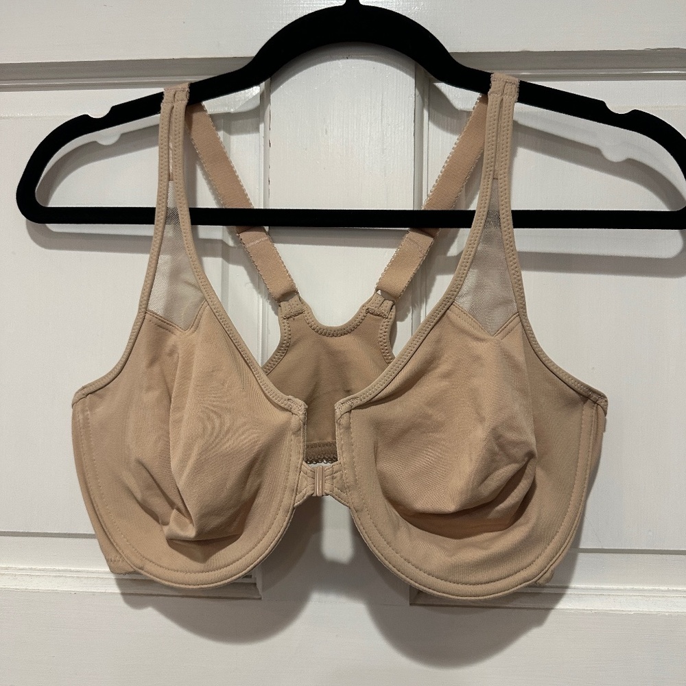 Wacoal 65124 Seamless Front Close Racerback Underwire Bra Nude Tan Size 38D 38 D